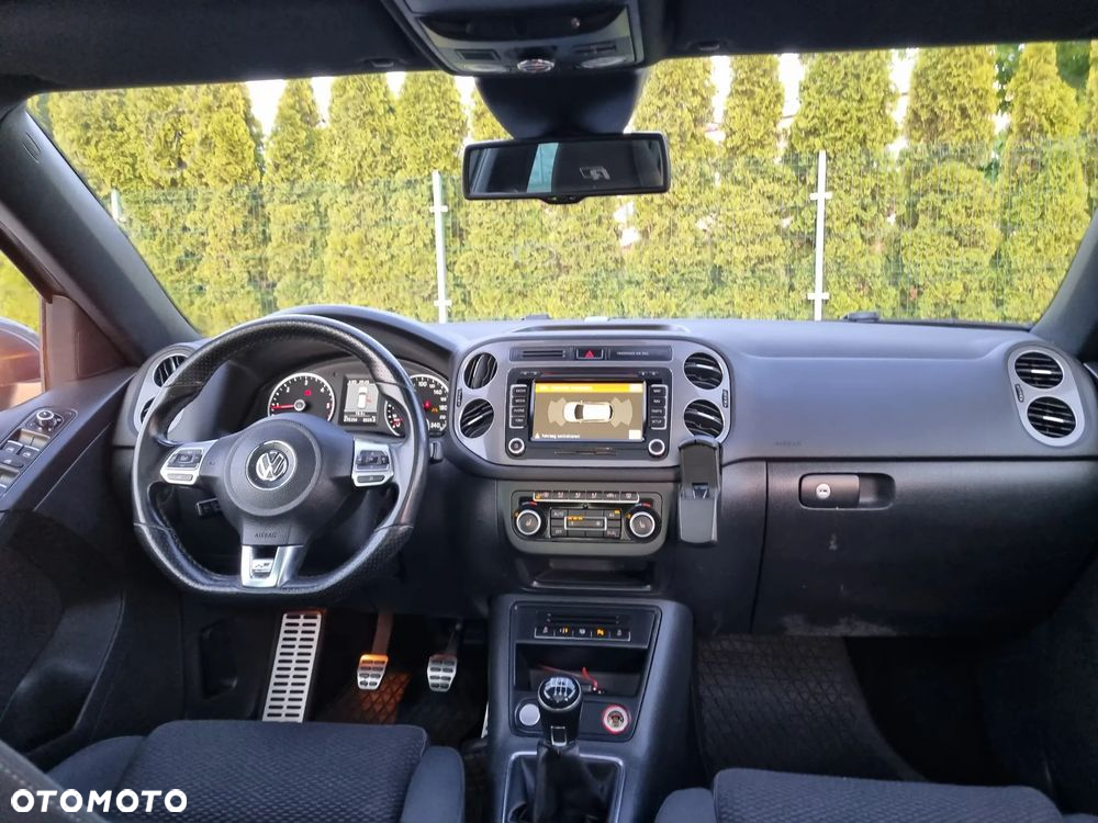 Volkswagen Tiguan 2.0 TDI R-Style - 36