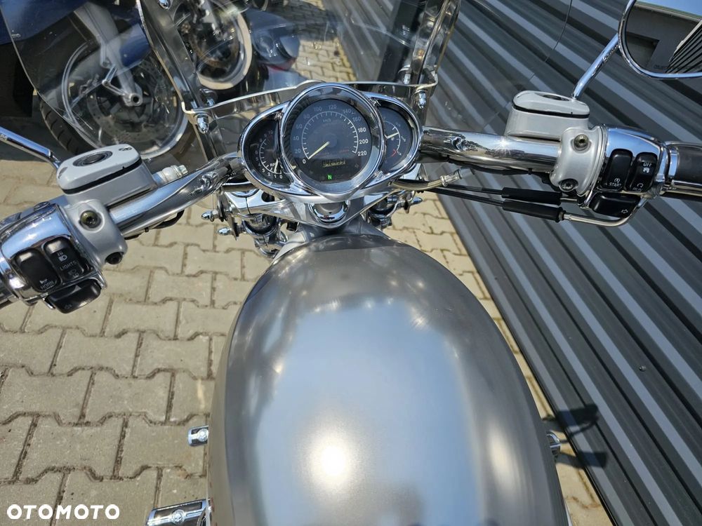 Harley-Davidson V-Rod Street Rod - 17