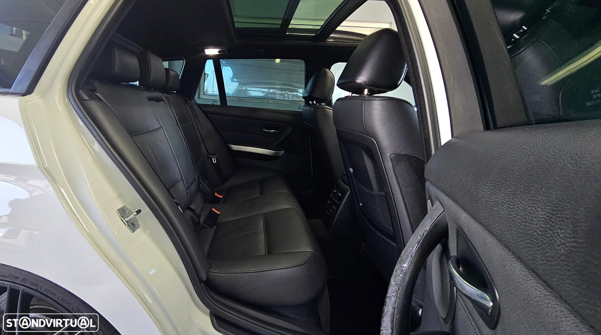 BMW 335 d Touring Navigation Auto - 27