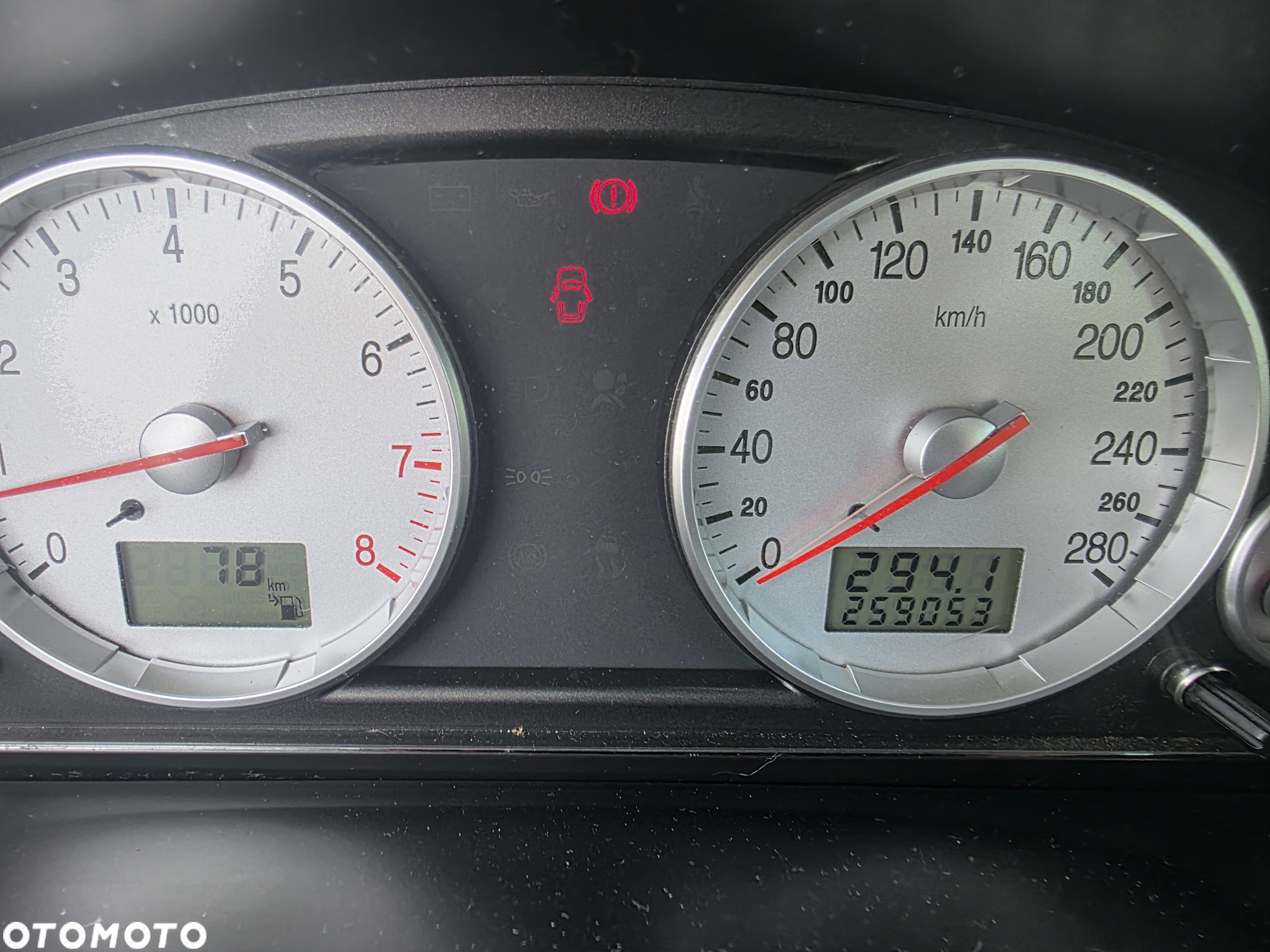 Ford Mondeo V6 ST 220 - 7