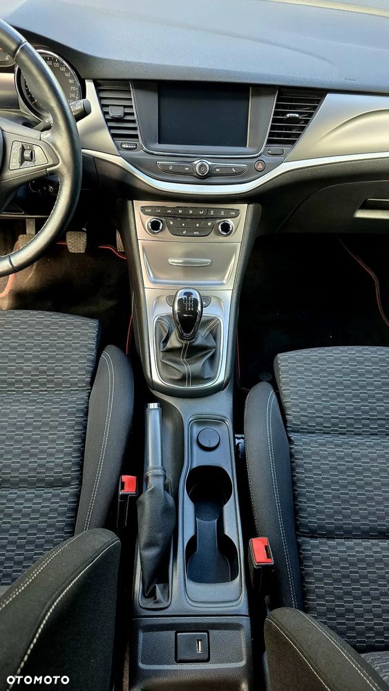 Opel Astra 1.4 Turbo Start/Stop Dynamic - 17