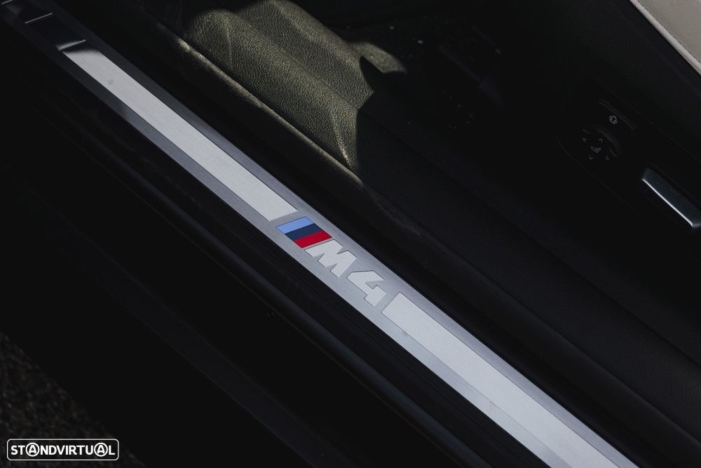 BMW M4 Competition M xDrive - 23