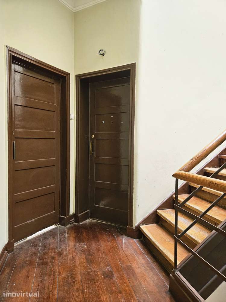 Apartamento T2(+1) totalmente remodelado – Arrendamento com contrato - Grande imagem: 4/14