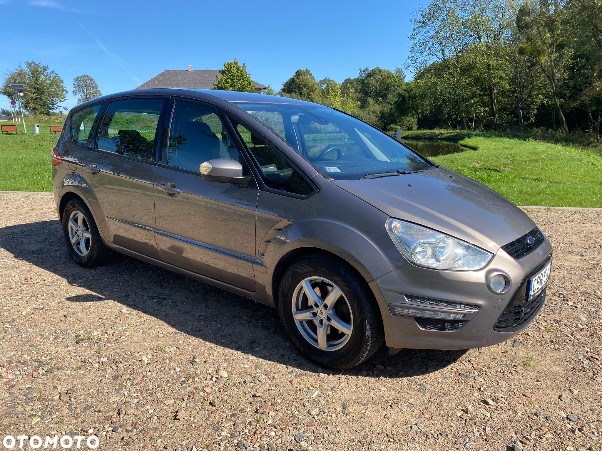 Ford S-Max - 8