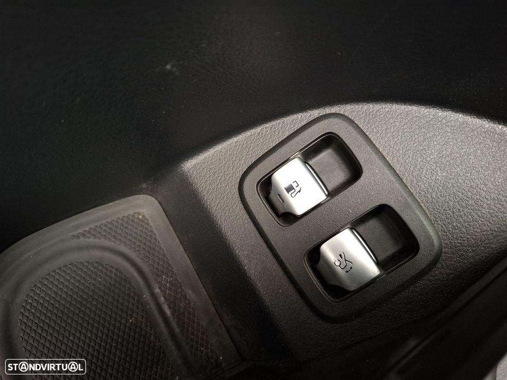 Mercedes-Benz GLC 300 e 4Matic - 20