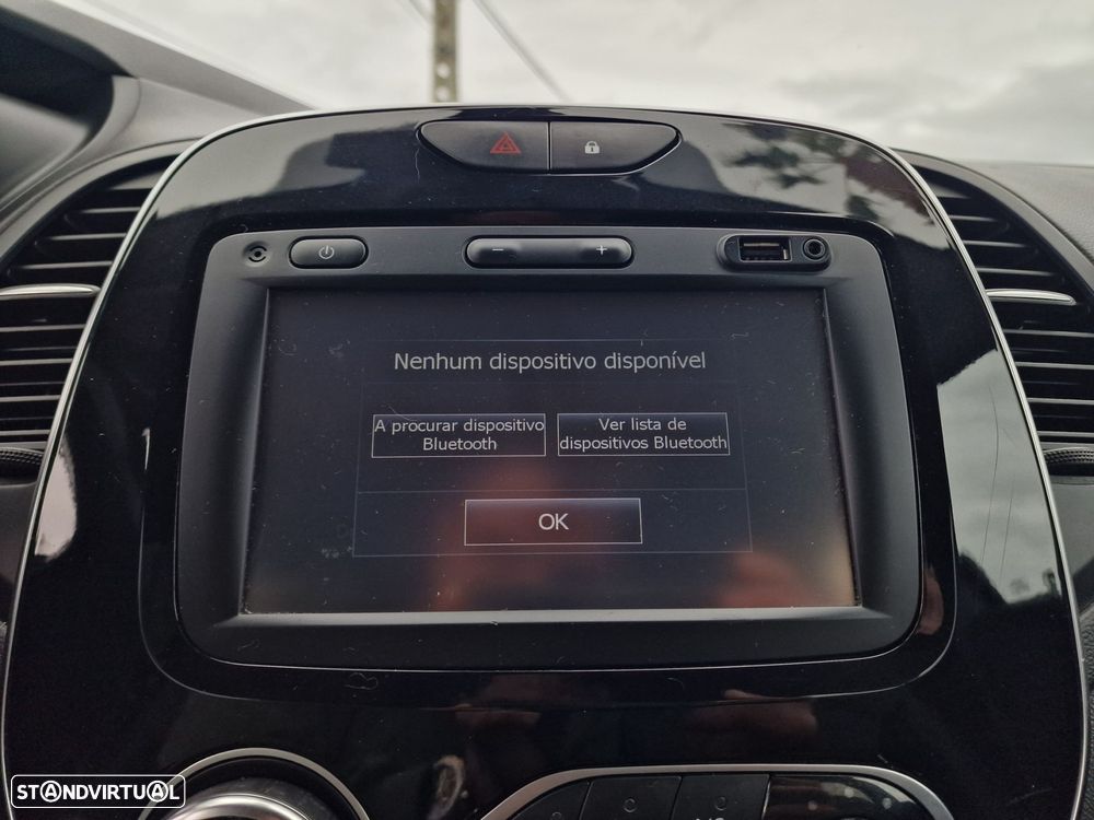 Renault Captur 1.2 TCe Exclusive EDC - 30