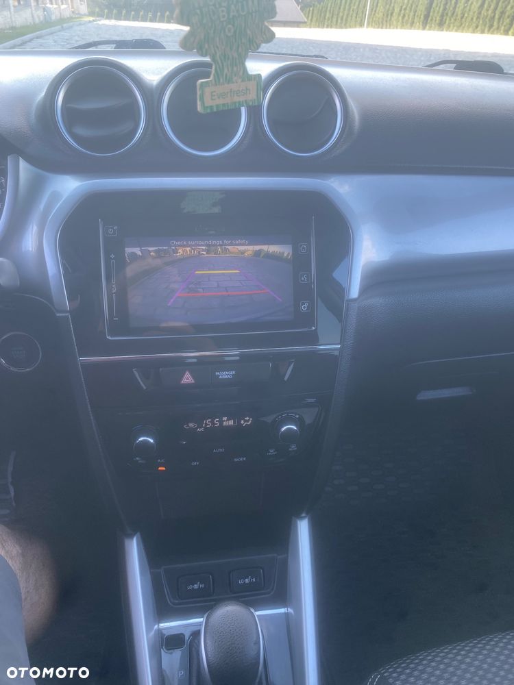 Suzuki Vitara 1.6 DDiS (4x4) Allgrip TCSS Comfort+ - 9