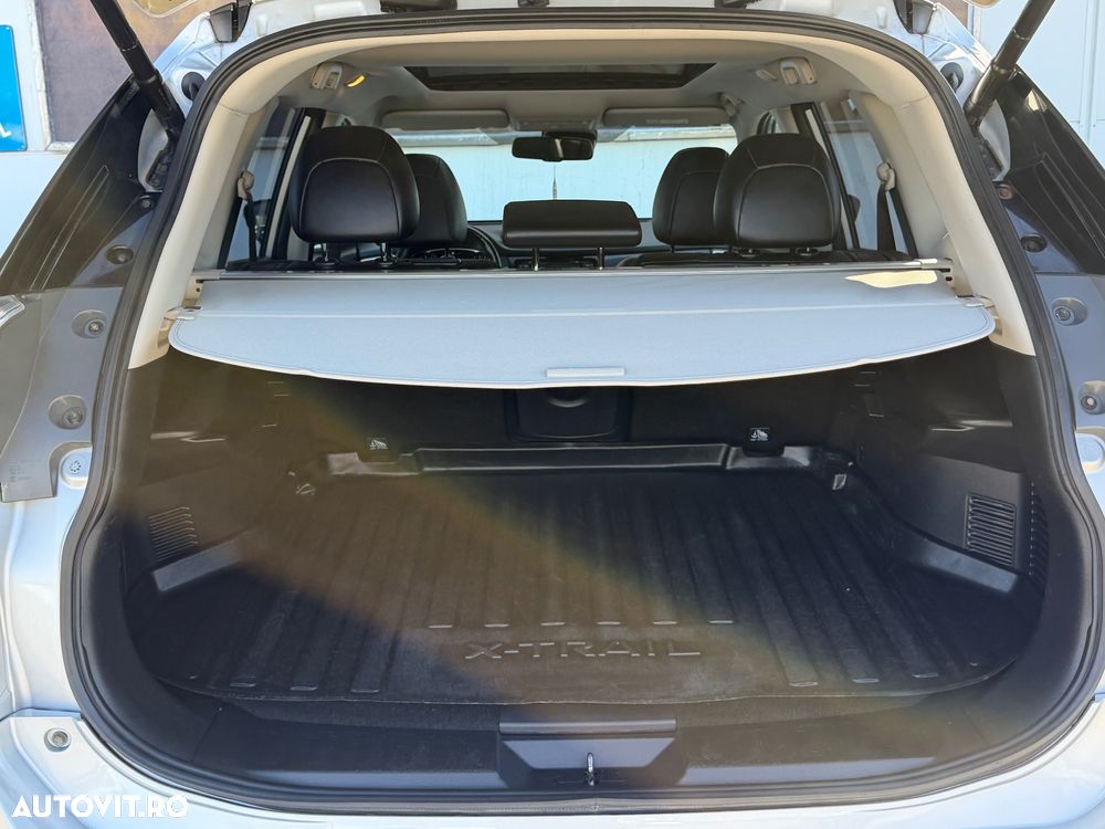 Nissan X-Trail 1.6 dCi Xtronic Tekna - 26