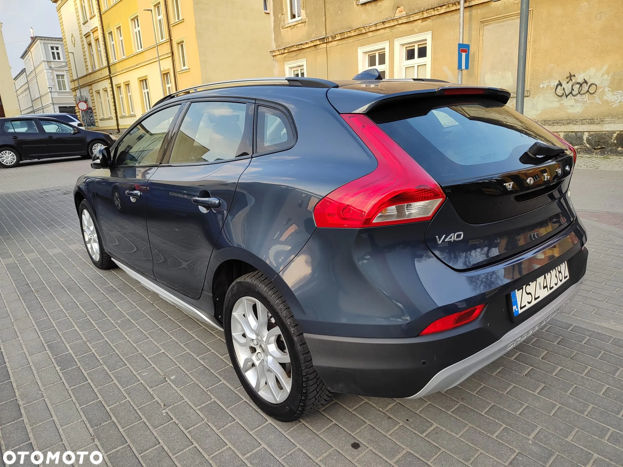Volvo V40 Cross Country D2 Drive-E Summum - 6