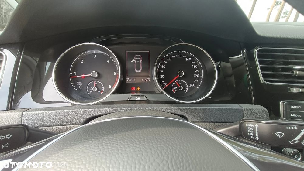 Volkswagen Golf - 5