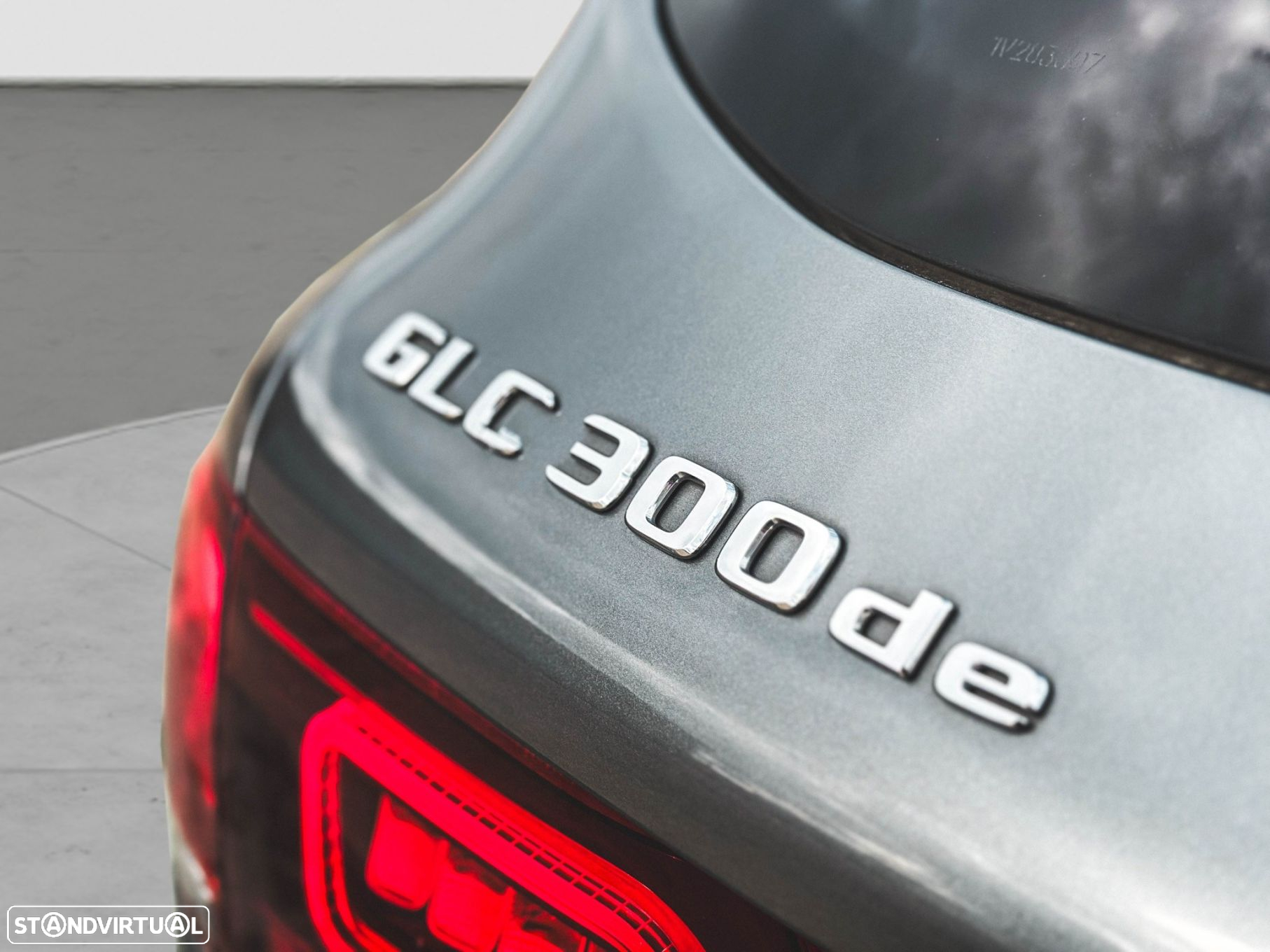 Mercedes-Benz GLC 300 de 4Matic 9G-TRONIC AMG Line - 34