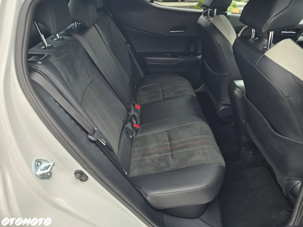 Toyota C-HR 1.8 Hybrid GPF GR Sport - 24