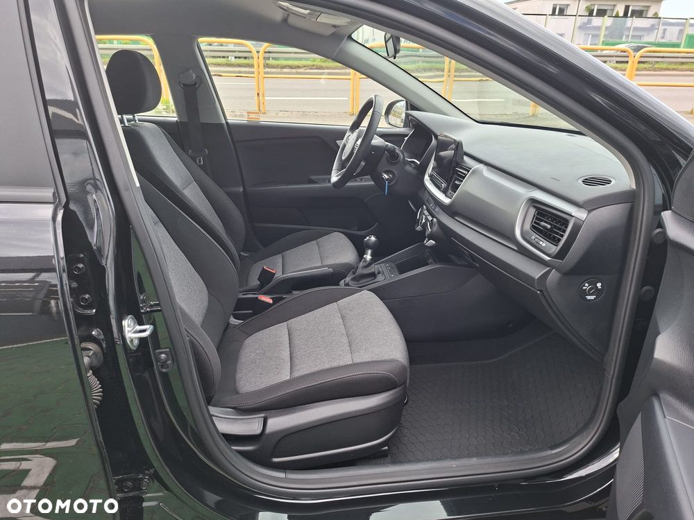 Kia Stonic 1.2 M - 17