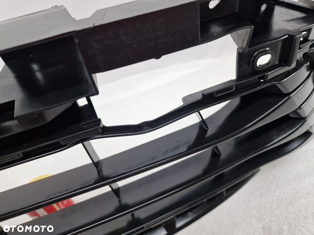 RENAULT ESPACE V 5 14- DOKŁADKA / SPOJLER / KRATKA ŚRODKOWA ZDERZAKA PRZEDNIEGO PRZÓD , NR 622548143R , NR AUKCJI KR406 - 9