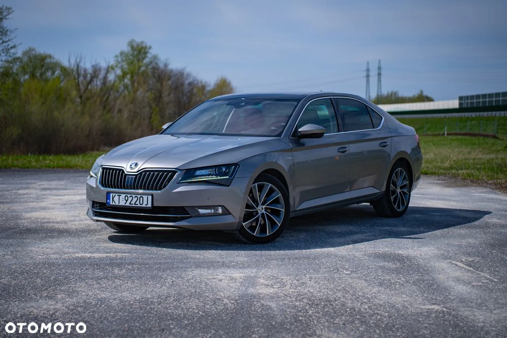 Skoda Superb 2.0 TDI L&K DSG - 2