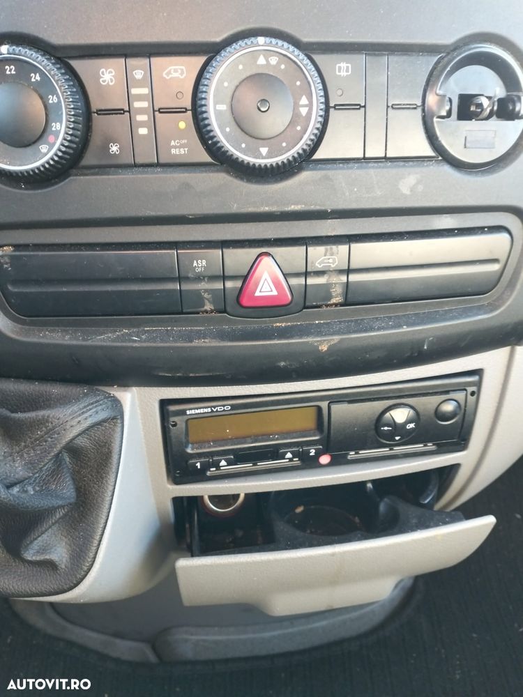 Volkswagen CRAFTER CUB FRIGORIFIC cu LIFT si USA LATERALA - 15