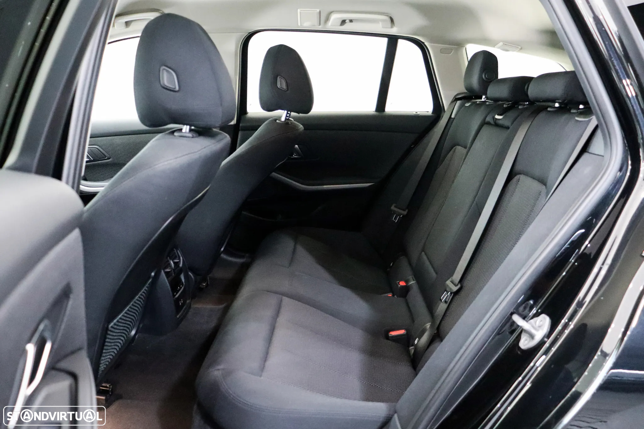 BMW 320 e Touring Auto - 14