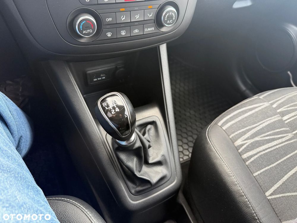 Kia Venga 1.4 M - 25