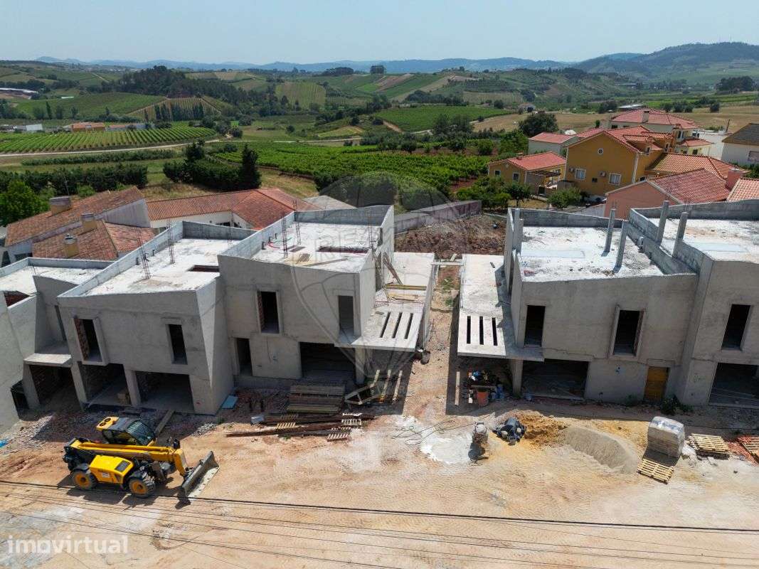 Moradia T4 para venda - Grande imagem: 2/46