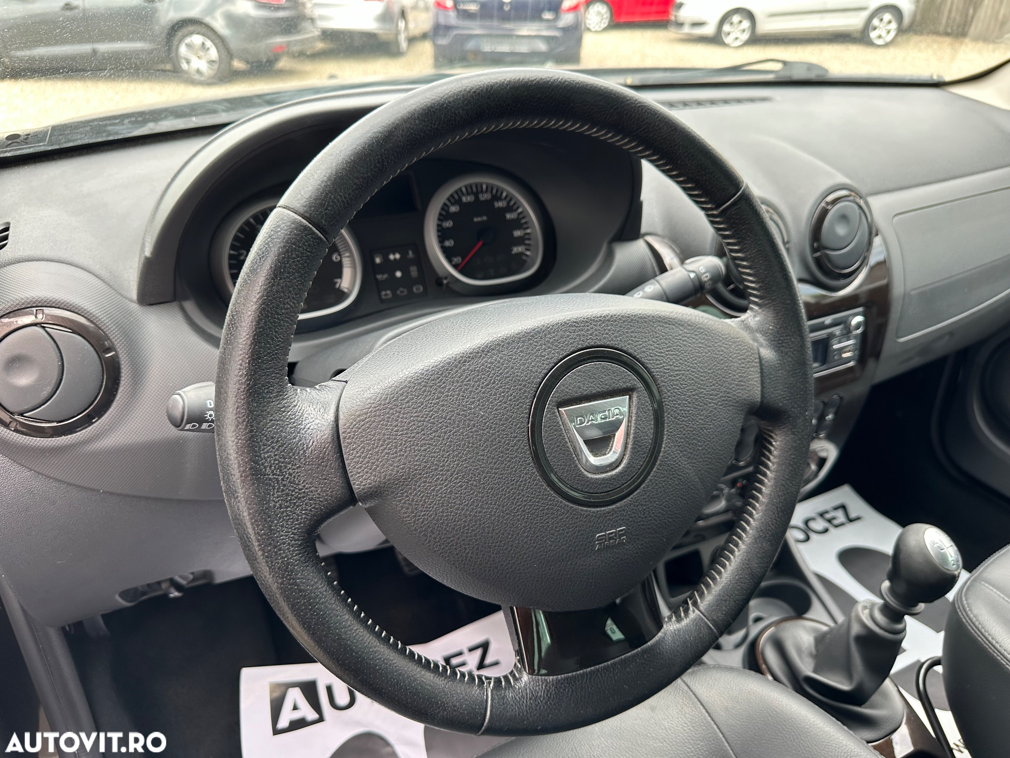 Dacia Duster 1.5 dCi 4x2 Prestige - 26