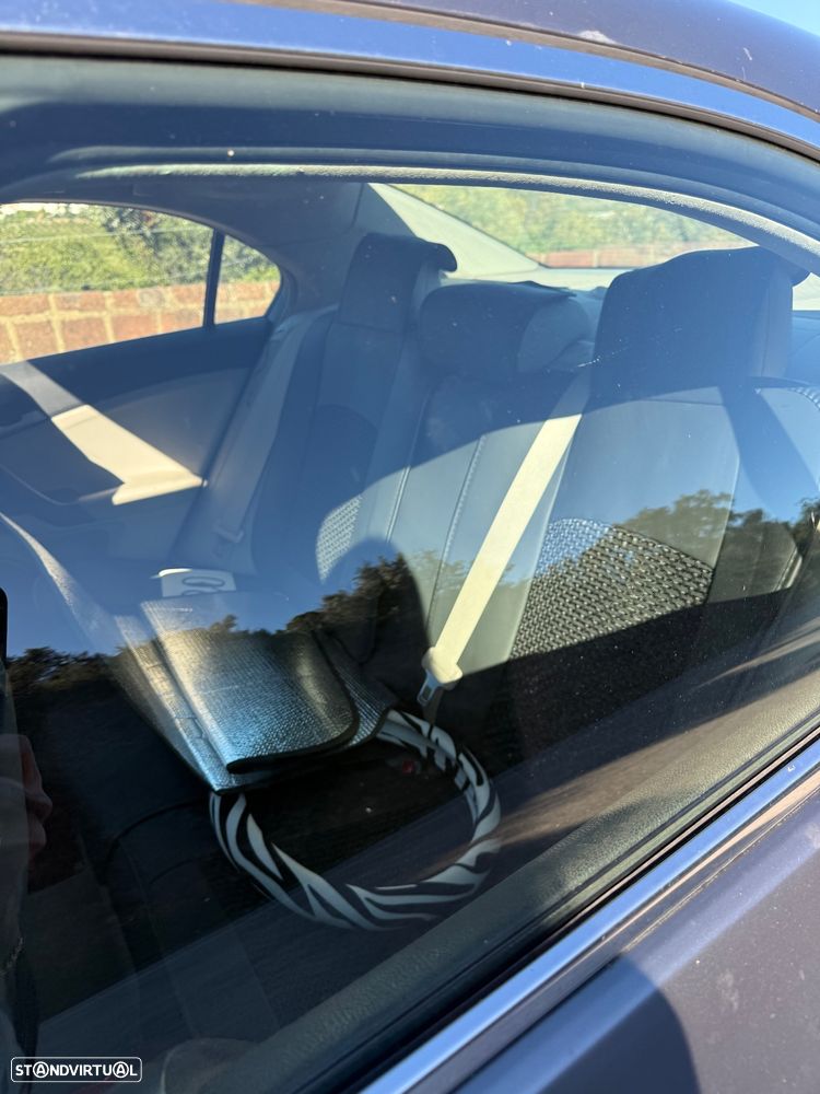 Honda Accord 2.2 i-DTEC Elegance E.Limitada - 8