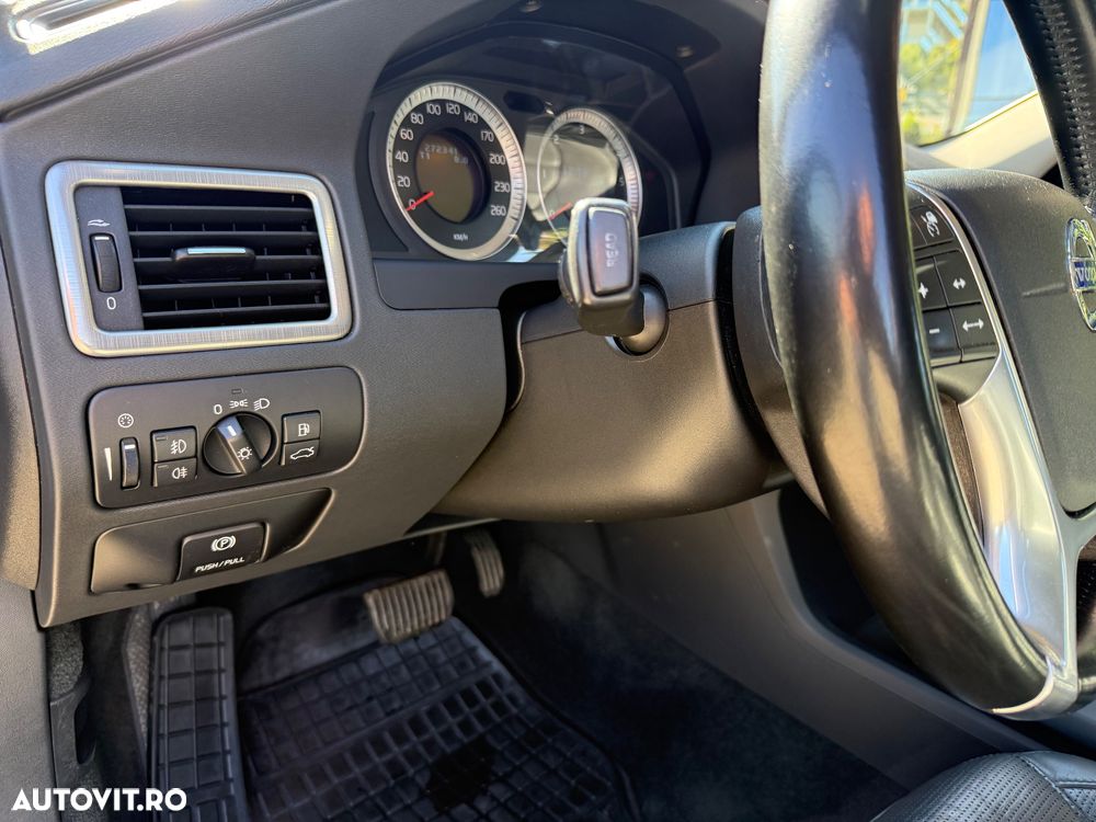 Volvo XC 70 - 11