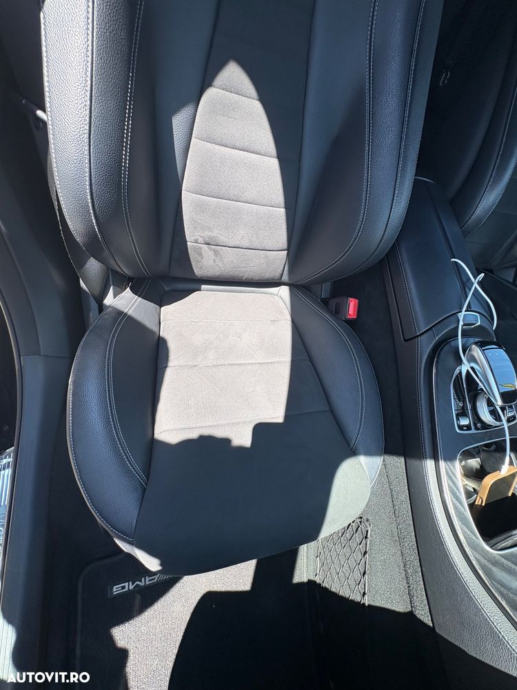 Mercedes-Benz E 200 4MATIC Aut. - 23