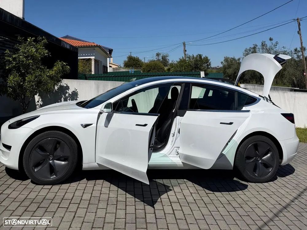 Tesla Model 3 Standard Range Plus RWD - 1