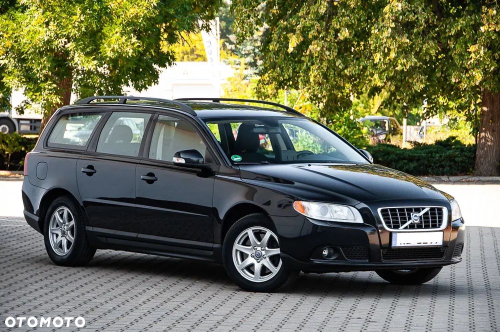 Volvo V70 2.4D Summum - 3
