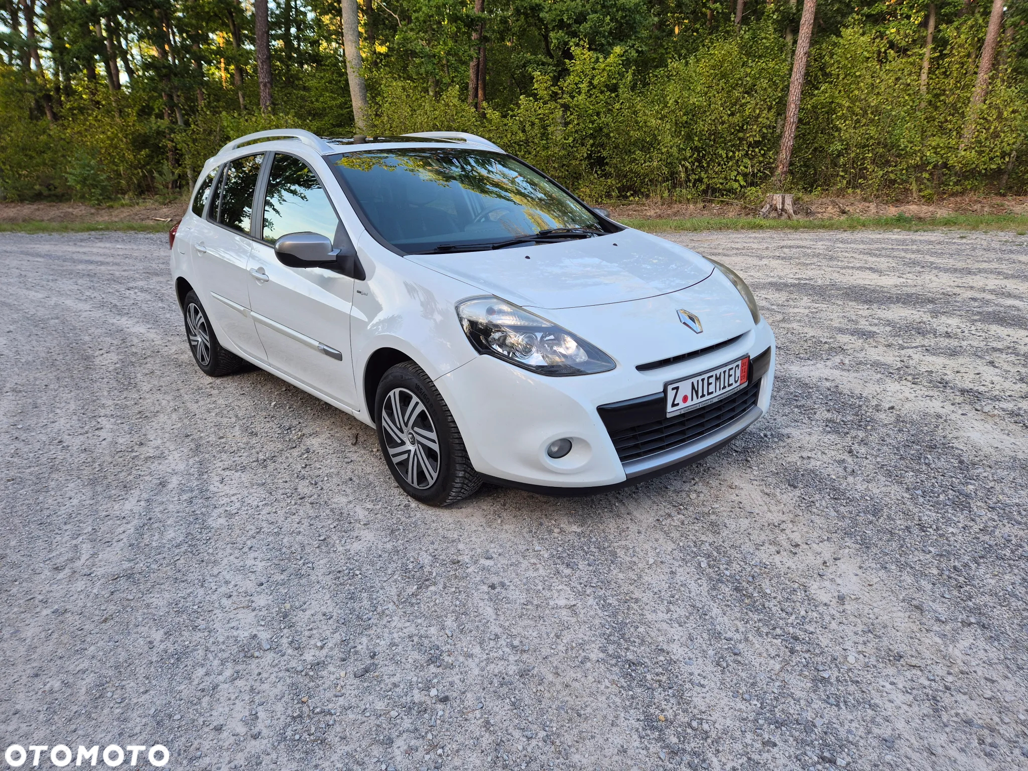 Renault Clio TCe 100 Grandtour nightDay - 3