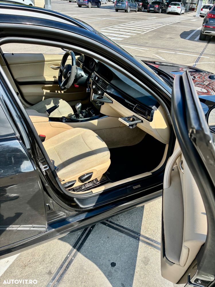 BMW Seria 3 318d - 10