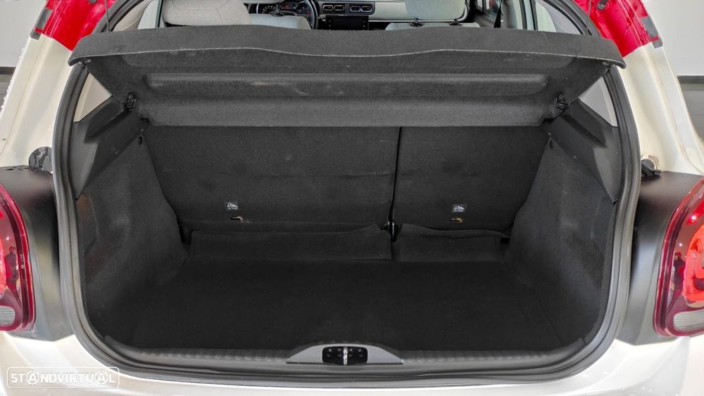 Citroën C3 1.2 PureTech Shine - 19