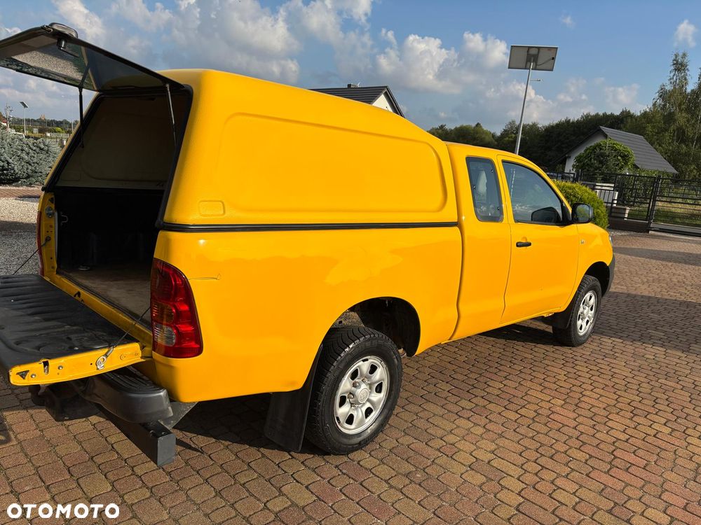 Toyota Hilux - 5