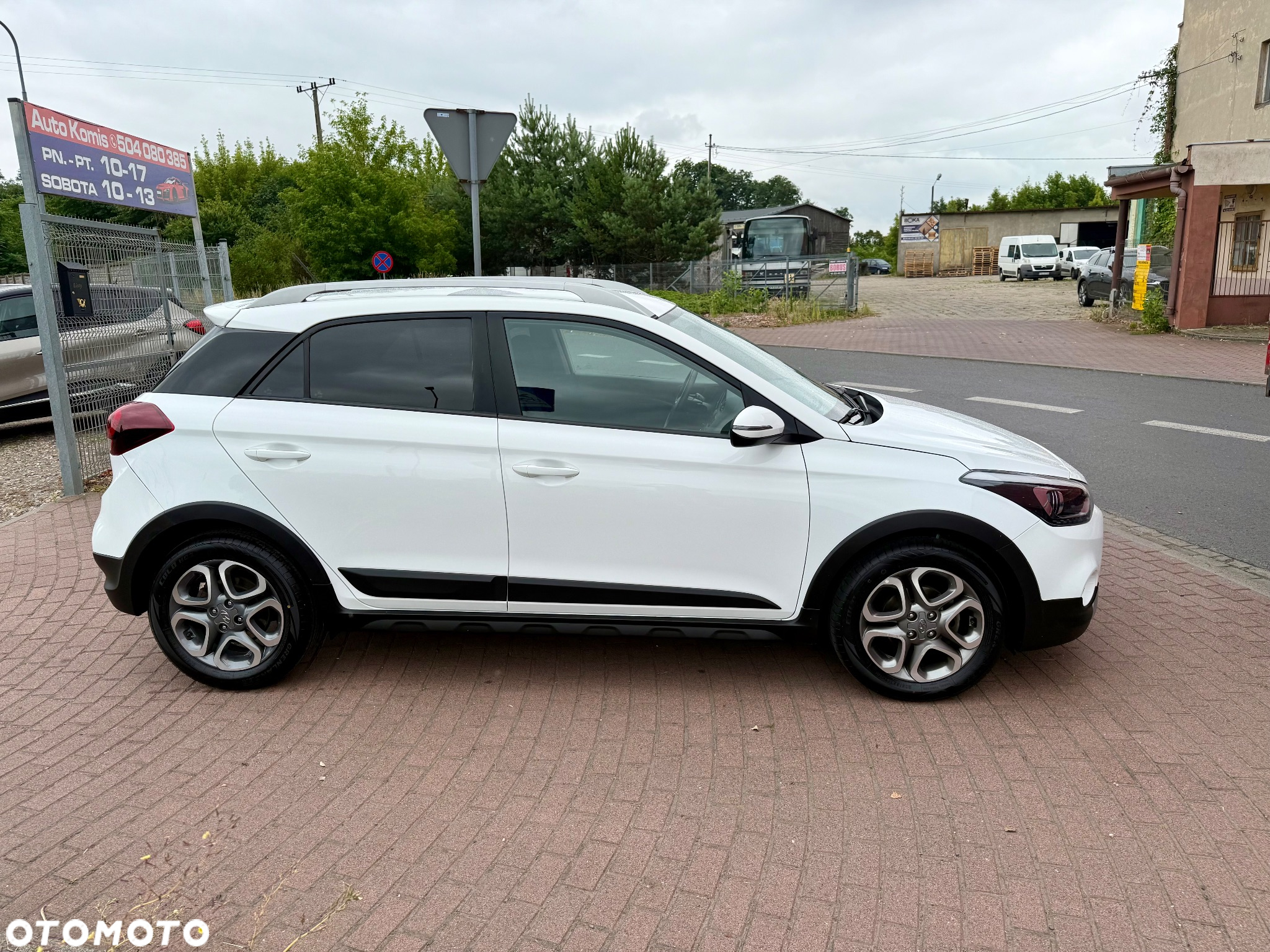 Hyundai i20 blue 1.4 Active Select - 21