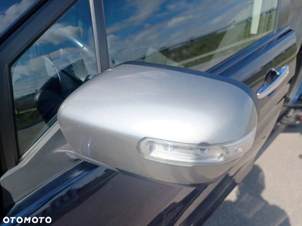 Mazda 5 2.0 MZR-DISI i-stop Sendo - 28