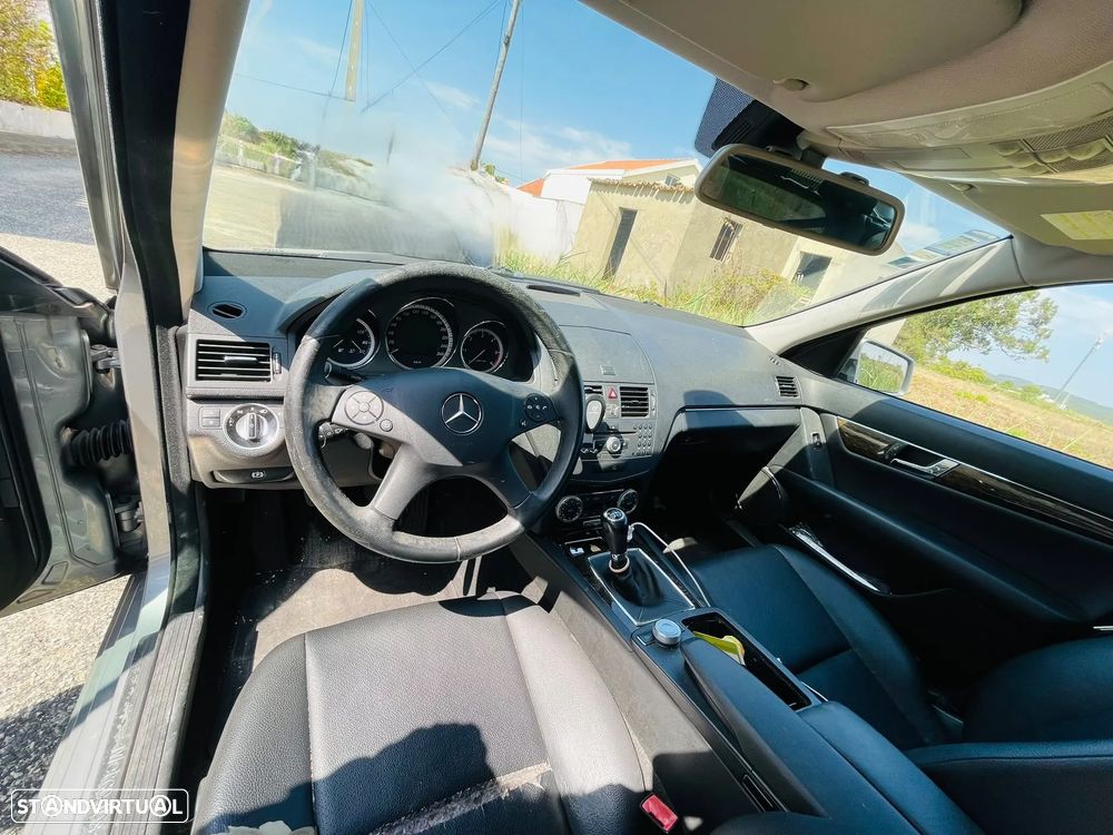 Mercedes-Benz C 200 - 5