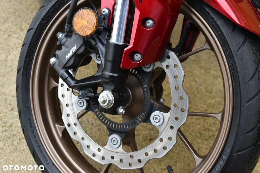 Honda CB - 24