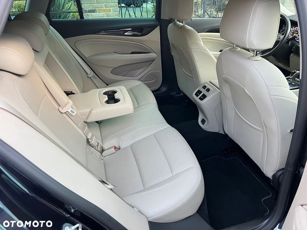Opel Insignia 2.0 CDTI Ultimate S&S - 24