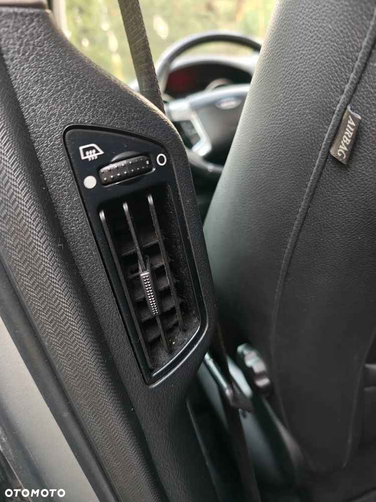 Ford S-Max 2.5 Titanium - 16