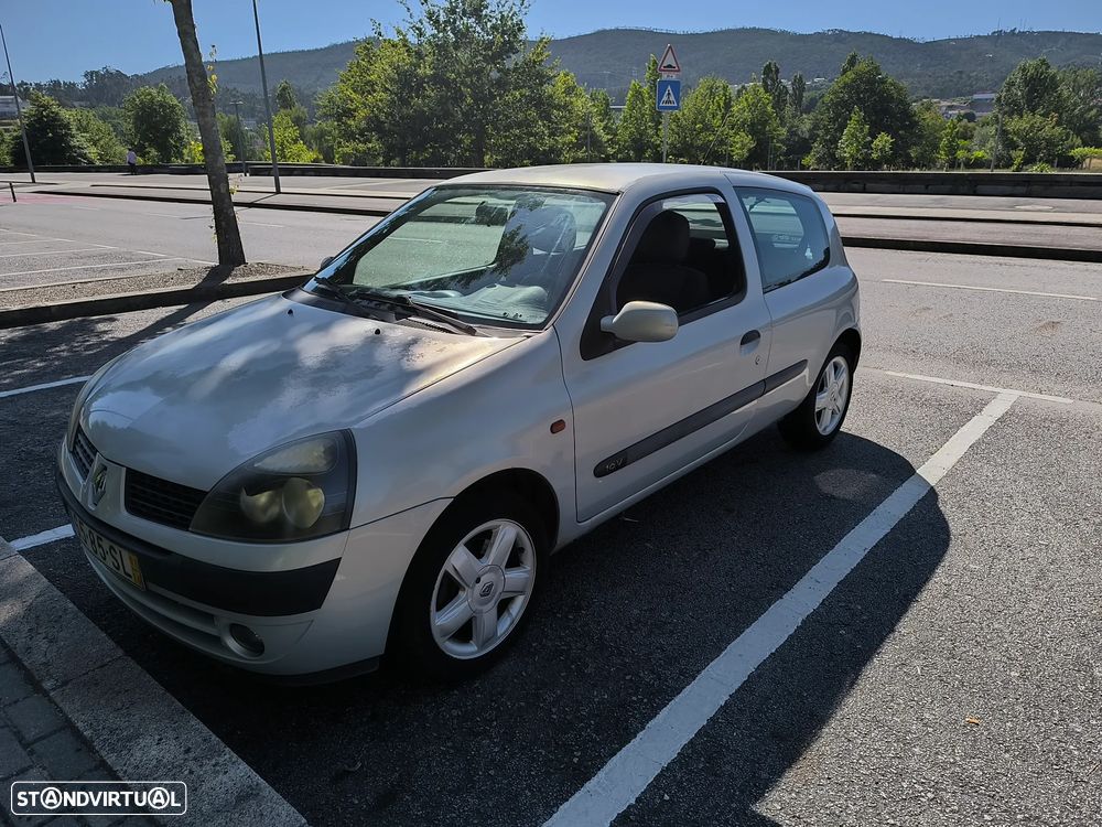 Renault Clio 1.2 16V Dynamique - 4
