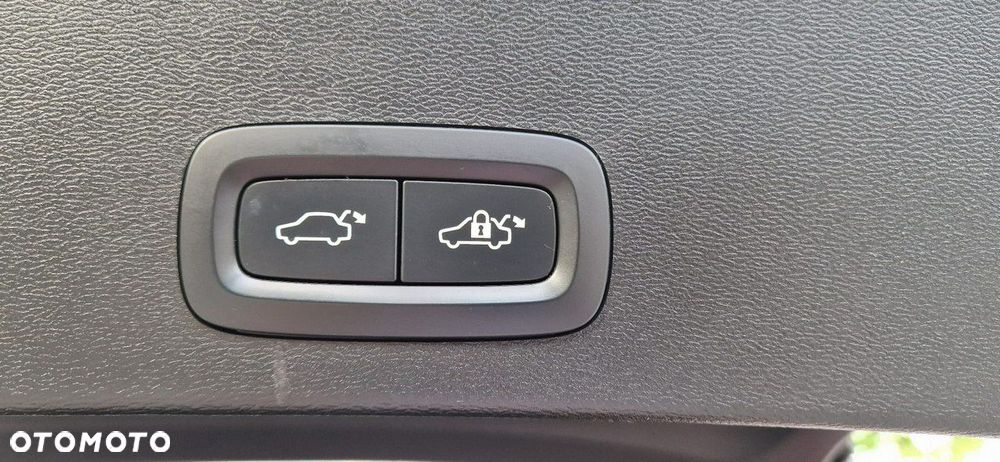 Volvo XC 40 - 28