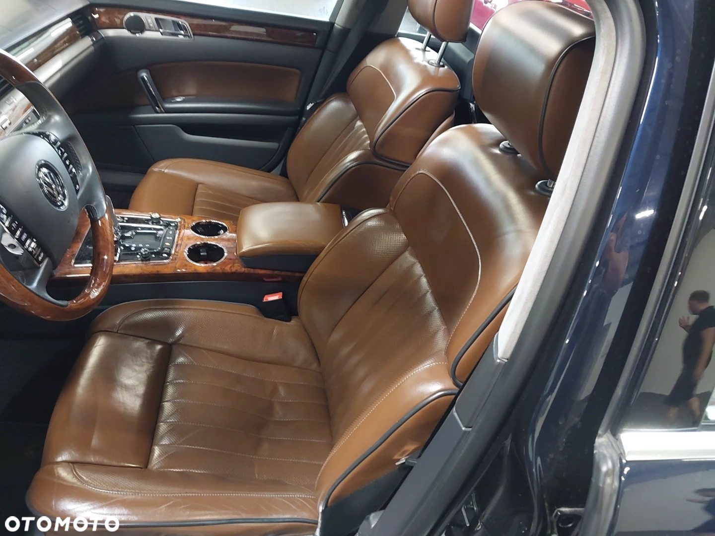 Volkswagen Phaeton - 34