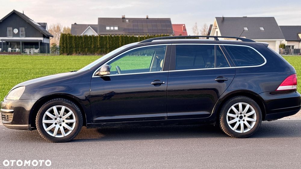 Volkswagen Golf 1.9 TDI Comfortline DSG - 2