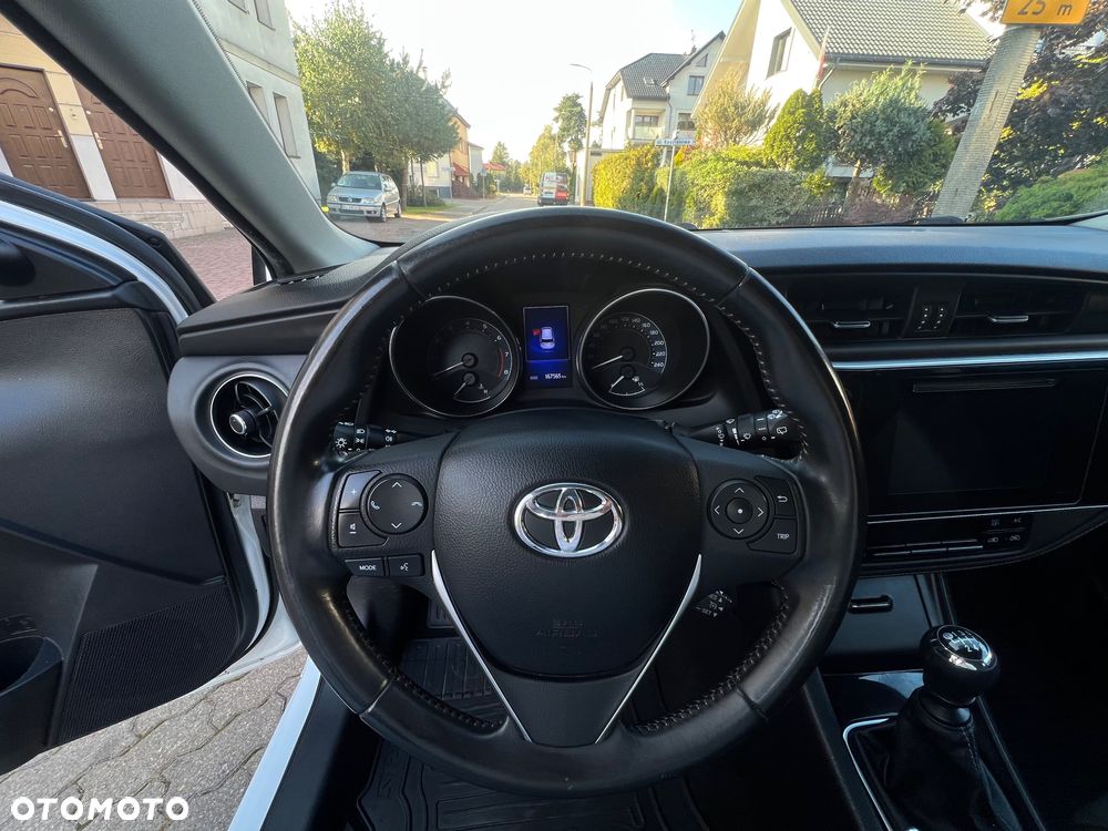 Toyota Auris 1.6 Valvematic Comfort - 13