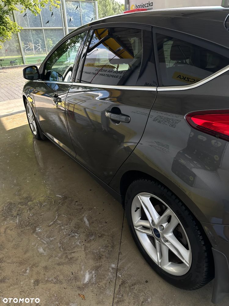 Ford Focus 1.5 EcoBoost Titanium ASS - 27
