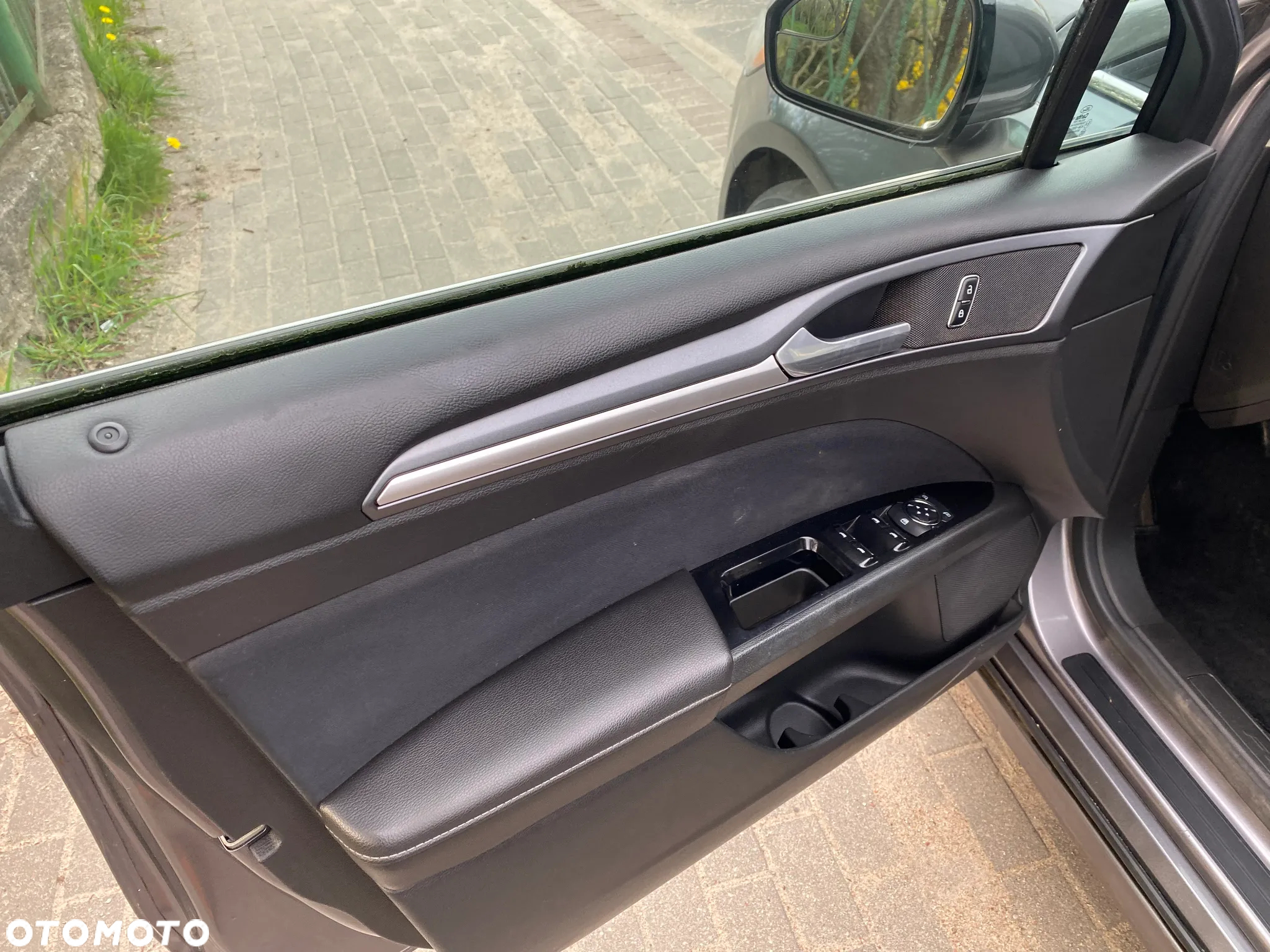 Ford Fusion - 15