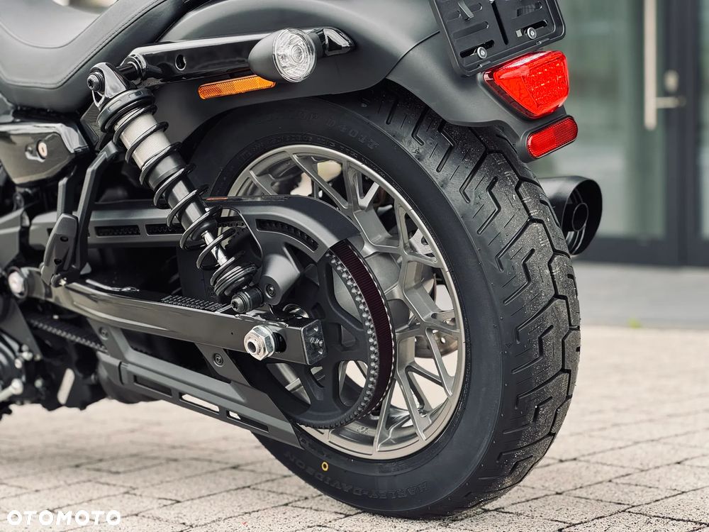 Harley-Davidson Sportster Nightster 975 - 21