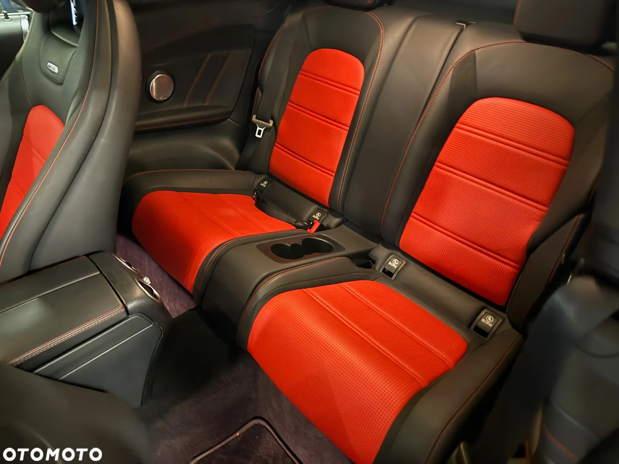 Mercedes-Benz Klasa C AMG 63 Coupe AMG Speedshift MCT 9G - 11