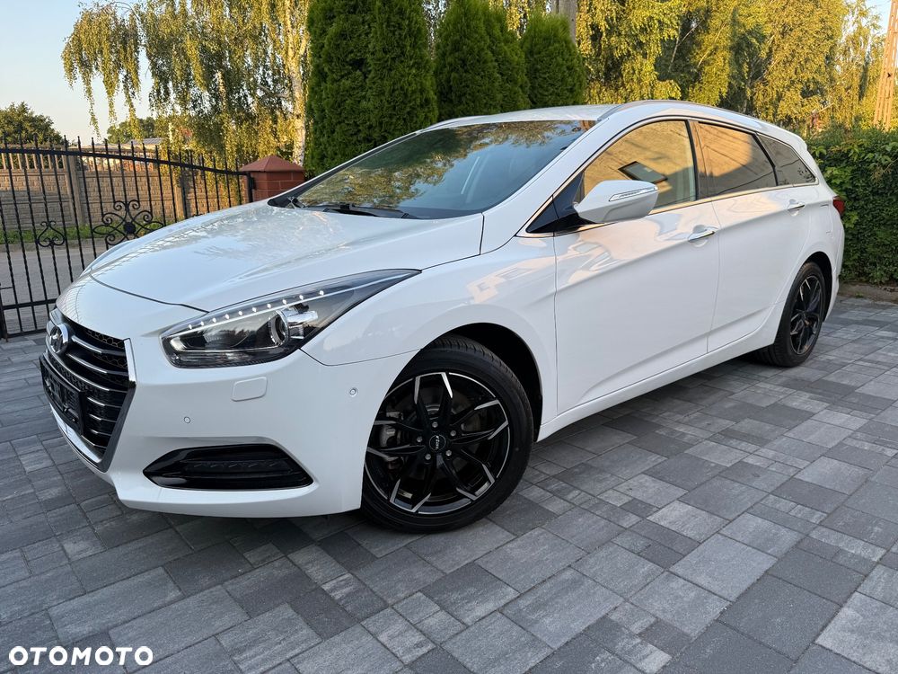 Hyundai i40 Kombi 1.7 CRDi Premium - 11
