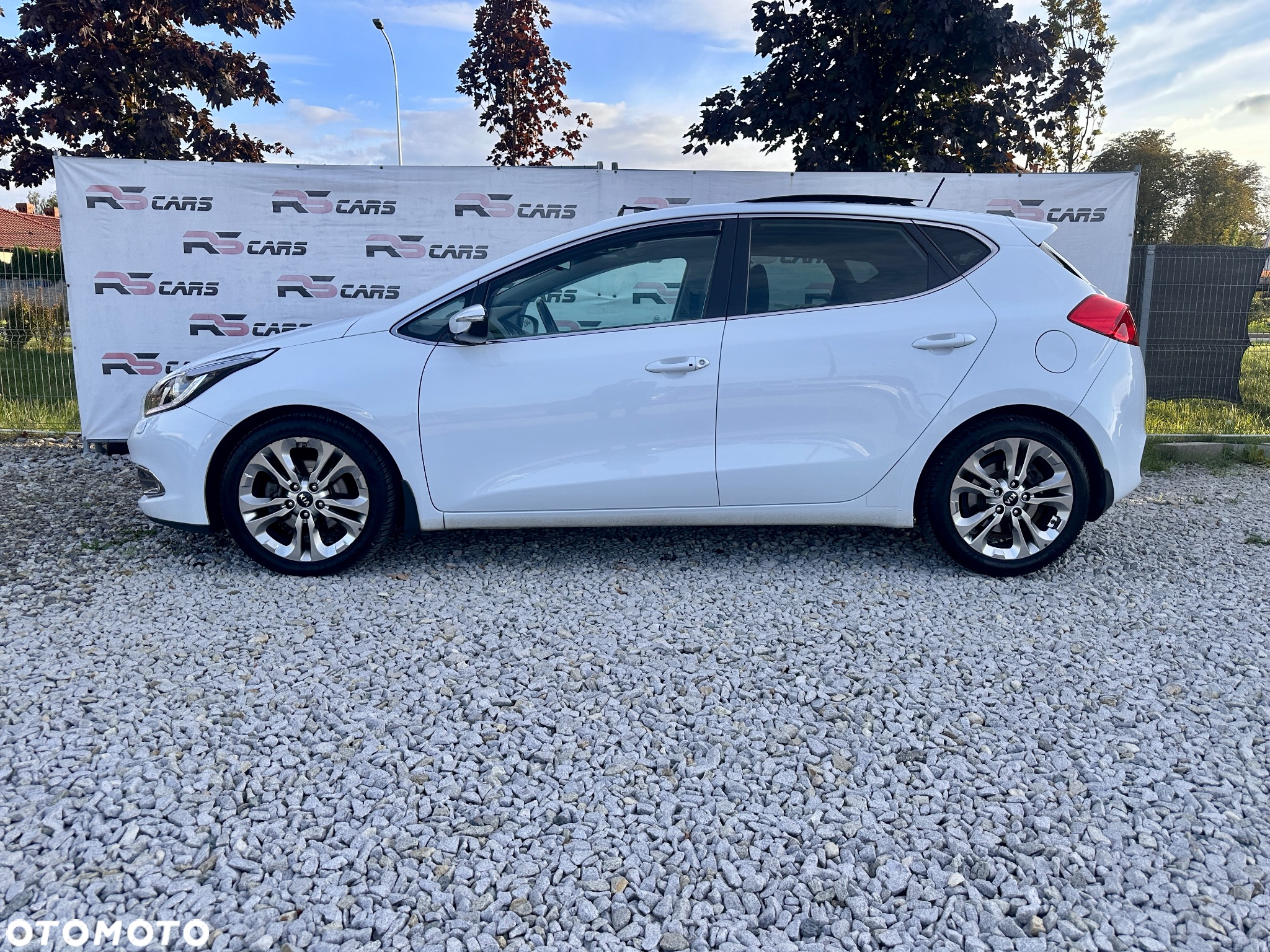Kia Ceed 1.6 GDI DCT Platinum Edition - 4